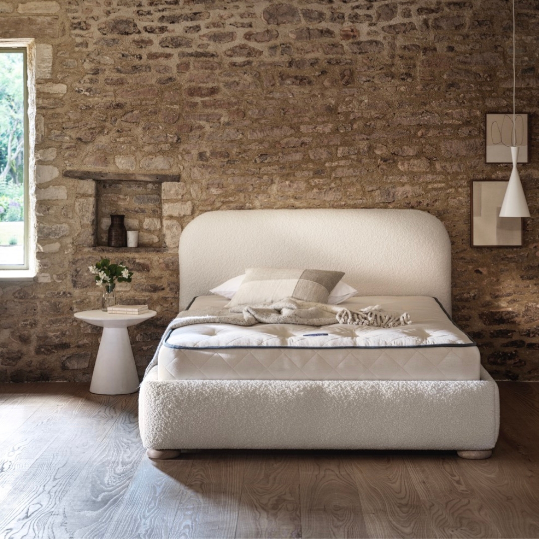 Naturalmat Topsham, comfy bedroom